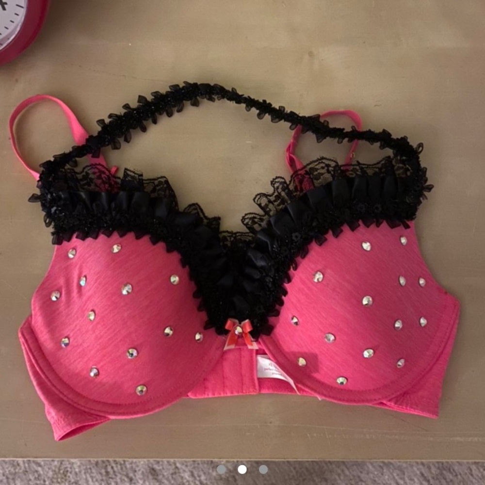 custom bra - Picture 2 of 3